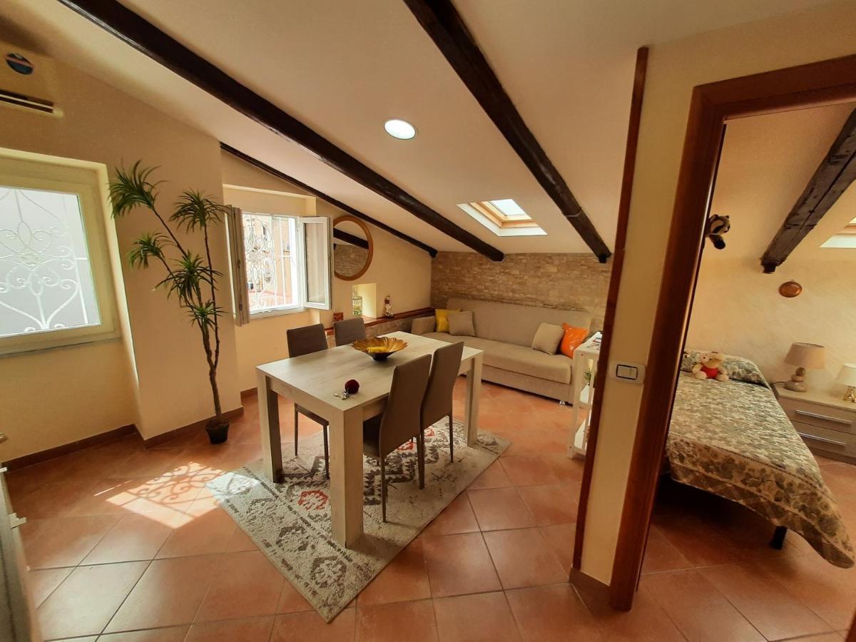 Villa La Mansarda Napoli Esterno foto