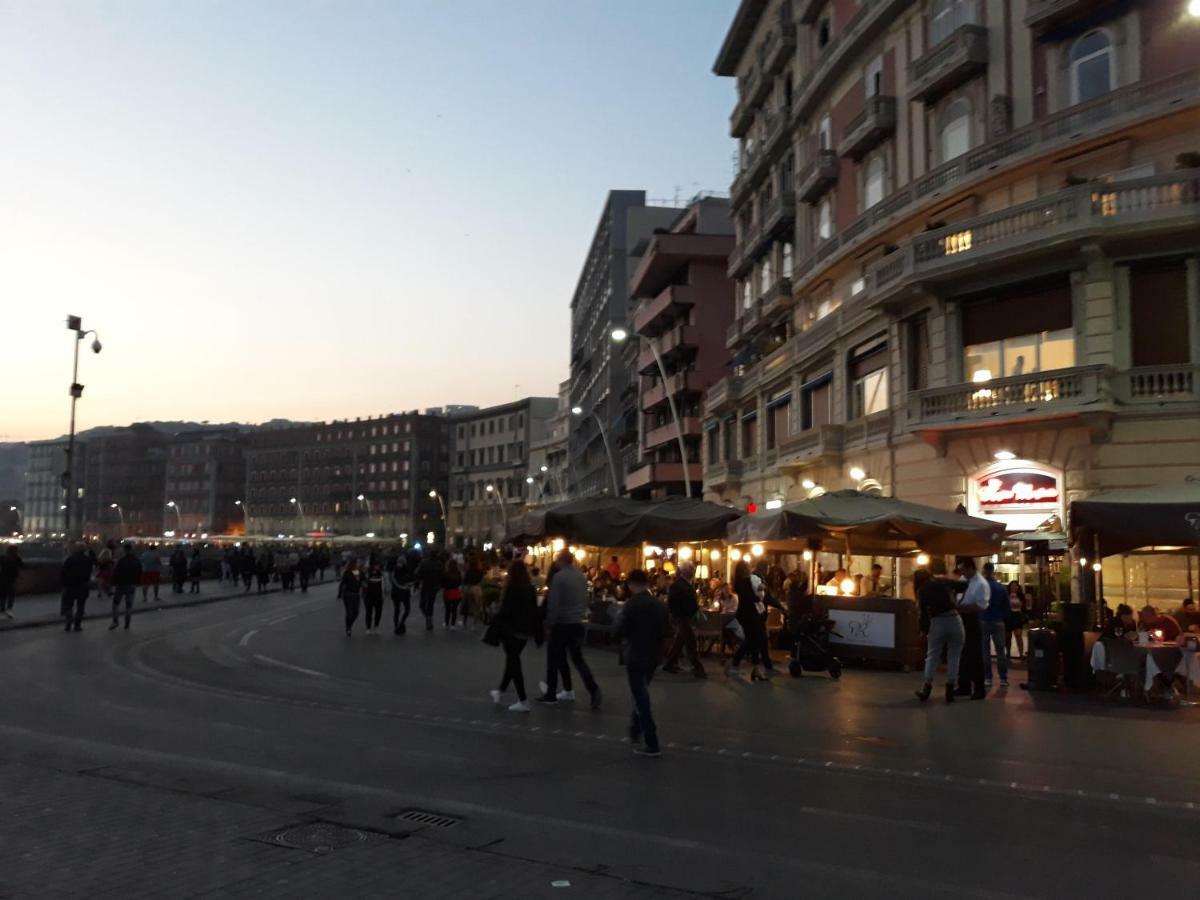 Villa La Mansarda Napoli Esterno foto