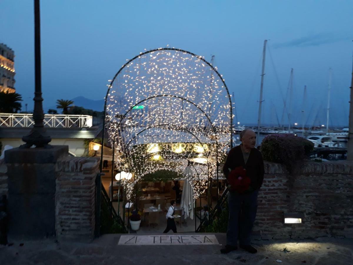 Villa La Mansarda Napoli Esterno foto