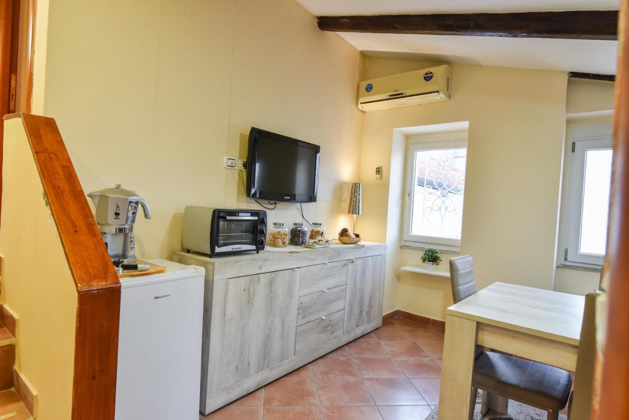 Villa La Mansarda Napoli Esterno foto